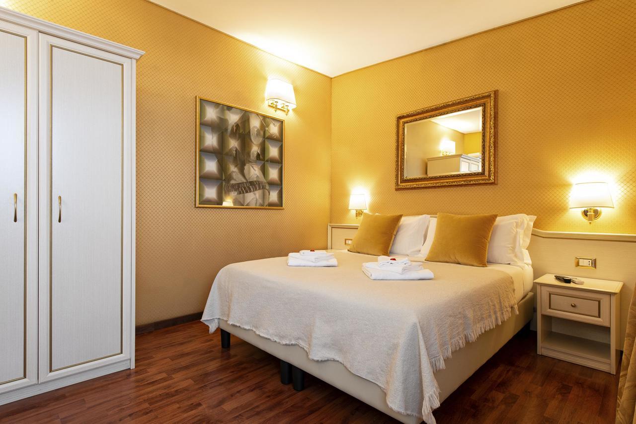 Guest house Canova In Spanish Steps 2*